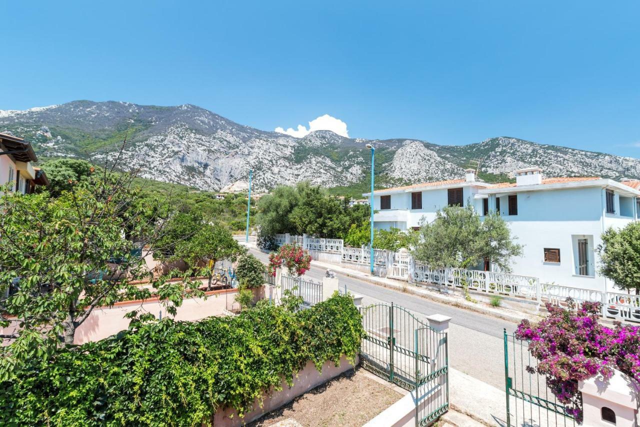Calagonone Con Giardino E Barbecue