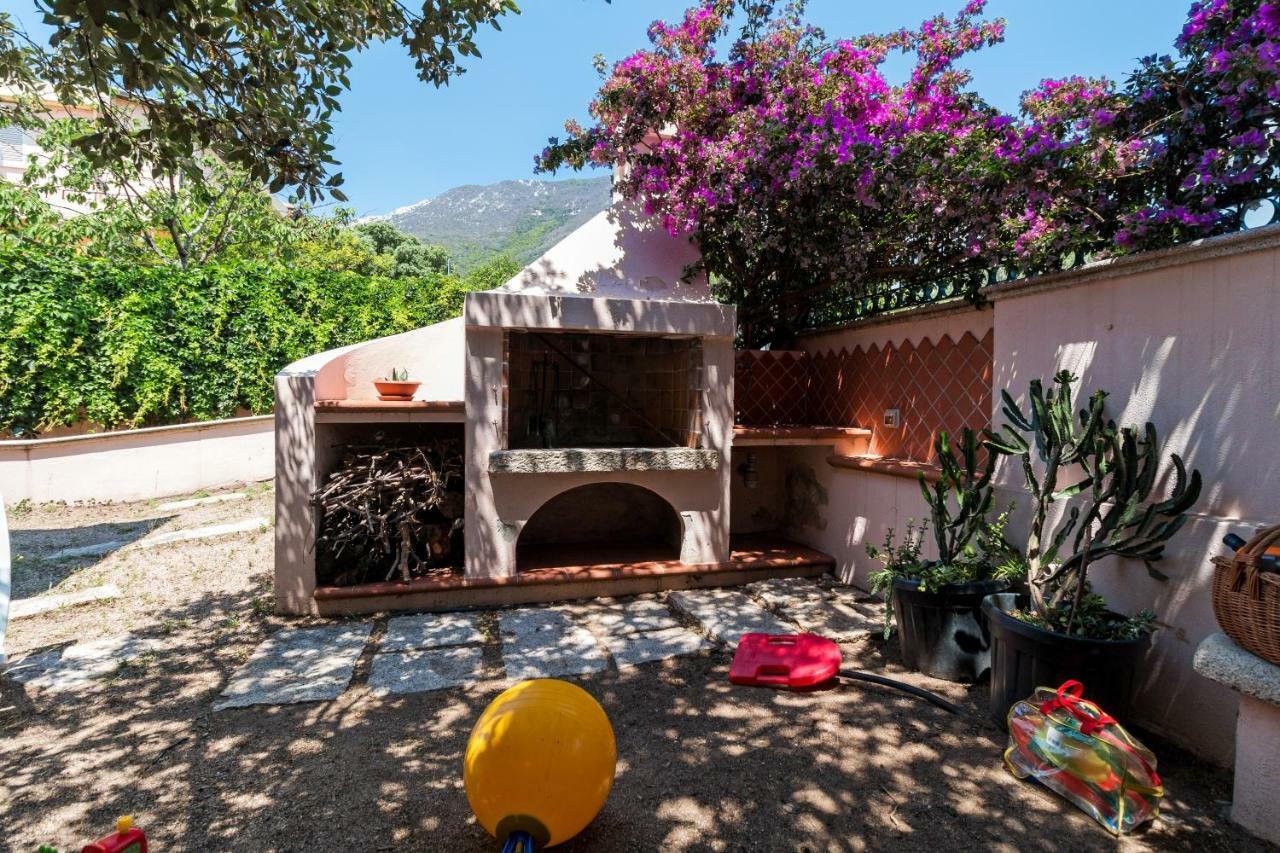 Appartamento Calagonone Con Giardino E Barbecue *